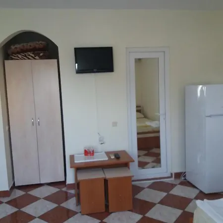 Sunset Guest house 3*